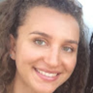 Meet your Posher, Leslie